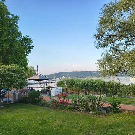 La Grotta Sul - Lakefront, Wi-fi & Private Parking Lejlighed *